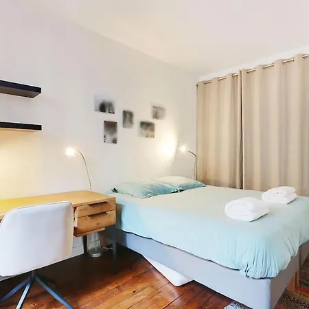 Apartment Exceptional Location Charme Parisien *